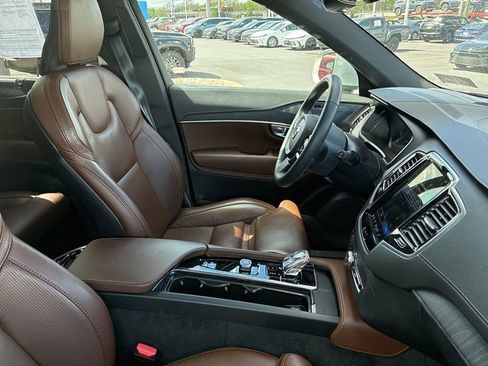 Used 2023 Volvo XC90 B6 Ultimate w/ Protection Package Premier image 21