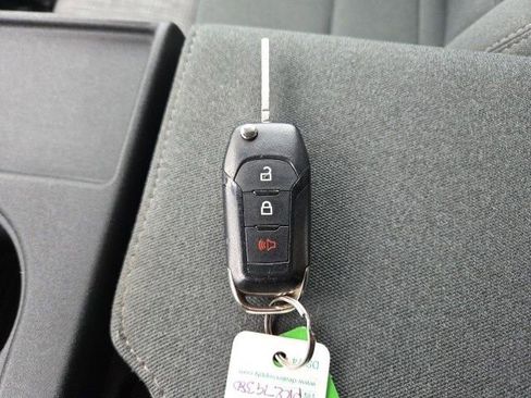 Used 2023 Ford F150 XLT w/ Trailer Tow Package image 11