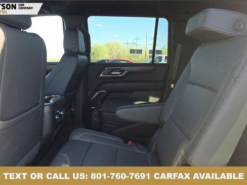 Used 2025 GMC Yukon XL Denali AWD/4WD image 6
