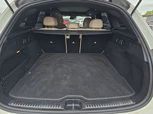 Used 2023 Mercedes-Benz GLC 300 4MATIC image 29