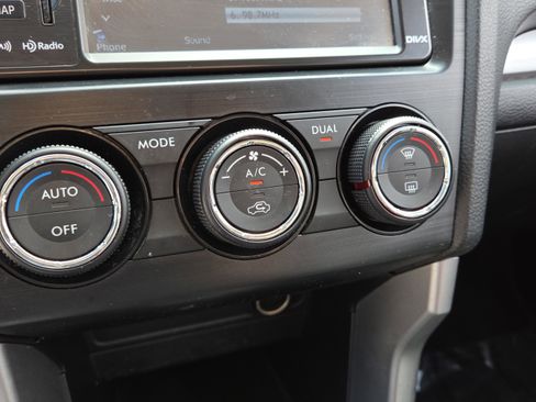 Used 2014 Subaru Forester 2.0XT Touring image 37