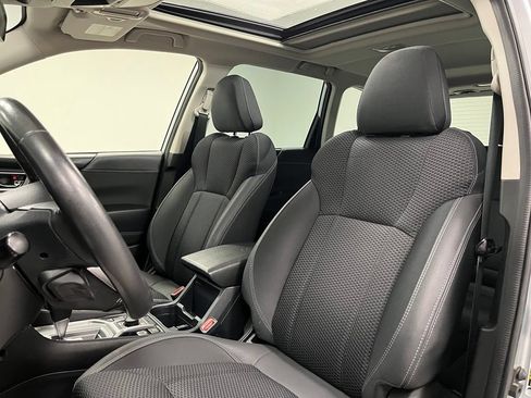 Used 2022 Subaru Forester Premium AWD/4WD image 22