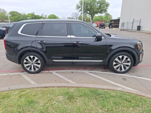 Used 2022 Kia Telluride S FWD image 7
