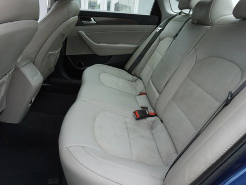 Used 2017 Hyundai Sonata Sport w/ Value Edition Package 02 FWD image 16
