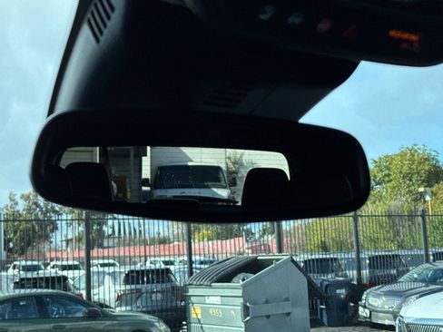 Used 2025 Buick Enclave Preferred image 23