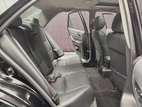 Used 2003 Lexus IS 300 RWD image 29