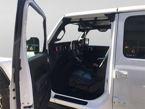Used 2021 Jeep Gladiator Rubicon image 13