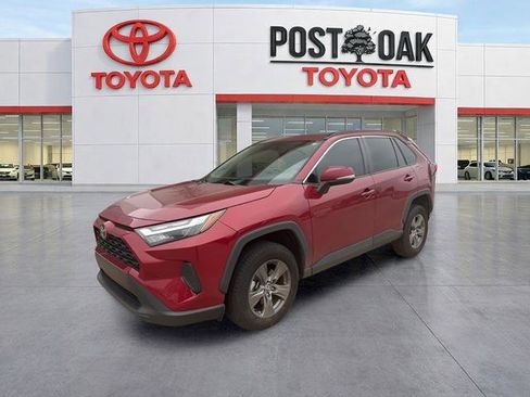 Used 2024 Toyota RAV4 XLE w/ Convenience Package image 1