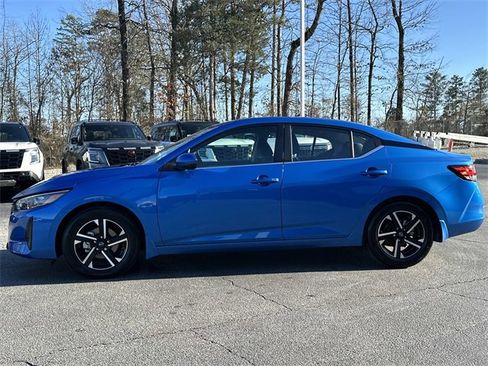 Certified 2025 Nissan Sentra SV image 21
