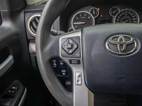 Used 2017 Toyota Tundra SR5 RWD image 32