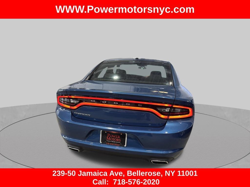 Used 2022 Dodge Charger SXT RWD image 8