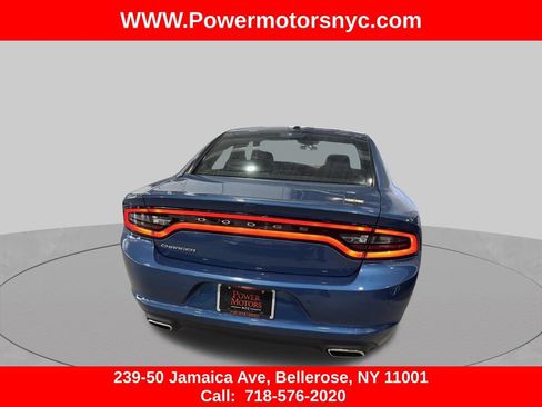 Used 2022 Dodge Charger SXT RWD image 8