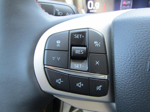 New 2026 Ford Explorer Active w/ Active Comfort Package AWD/4WD image 20