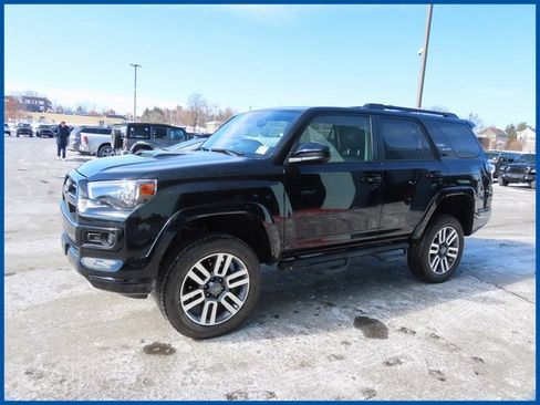Used 2022 Toyota 4Runner TRD Sport w/ Wilderness Package (TMS) image 3