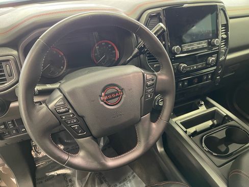Used 2023 Nissan Titan PRO-4X w/ Pro-4x Convenience Package AWD/4WD image 29