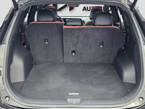 Used 2023 Kia Sportage SX image 11