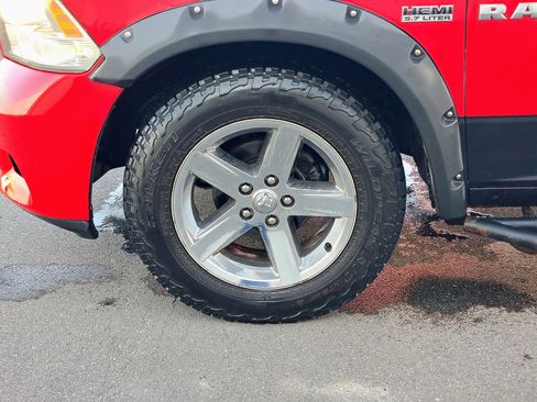 Used 2011 RAM 1500 Sport w/ Remote Start & Security Group image 7