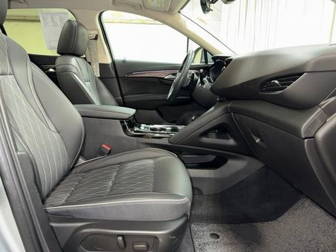 Used 2023 Buick Envision Avenir AWD/4WD image 23