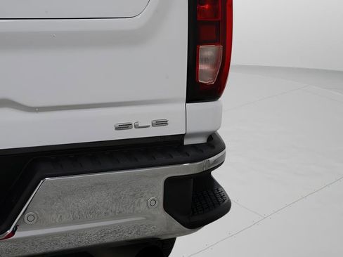 Used 2024 GMC Sierra 2500 SLE w/ SLE Value Package image 38