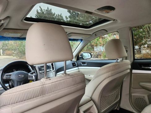 Used 2012 Subaru Outback 2.5i Premium image 18