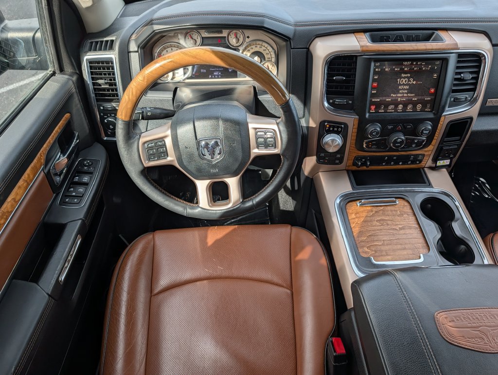 Used 2016 RAM 1500 Laramie Longhorn w/ Convenience Group AWD/4WD image 18