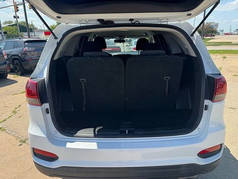 Used 2020 Kia Sorento LX FWD image 27