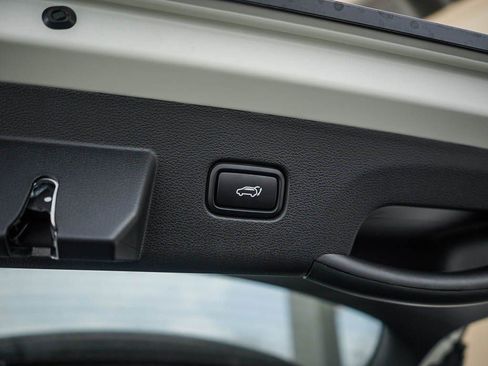 New 2026 Kia Sportage SX Prestige image 9