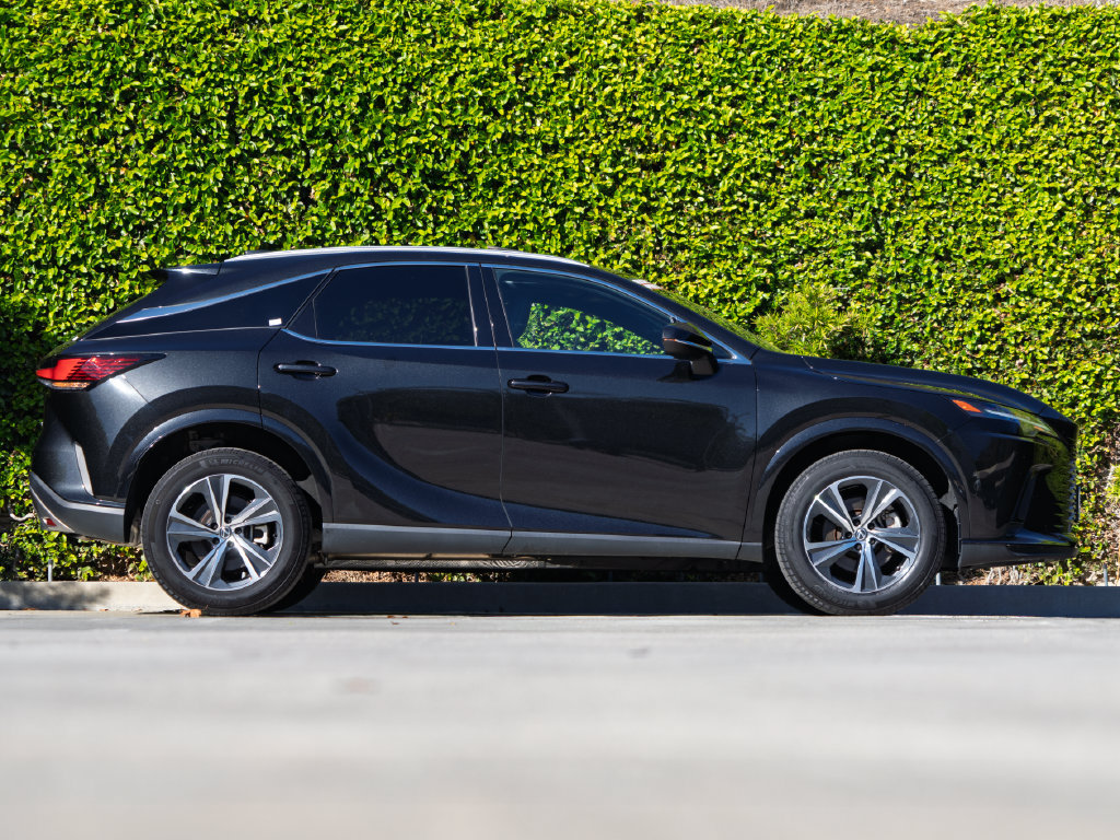 Certified 2024 Lexus RX 350 FWD w/ Technology Package image 9