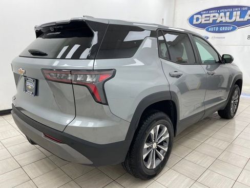 New 2026 Chevrolet Equinox LT w/ Convenience Package II AWD/4WD image 17