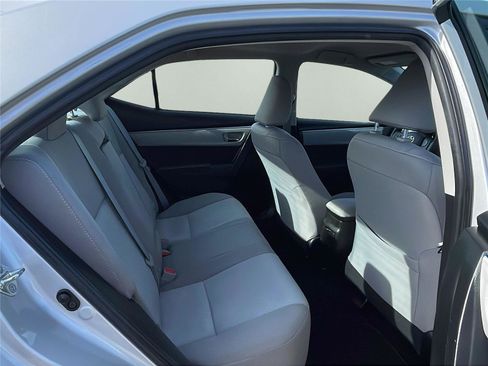 Used 2016 Toyota Corolla LE image 16