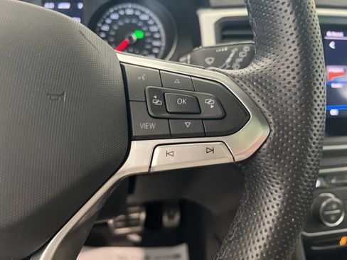 Used 2021 Volkswagen Atlas Cross Sport SE w/ Panoramic Sunroof Package AWD/4WD image 28