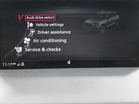 Used 2018 Audi Q7 3.0T Premium Plus w/ Premium Plus Package image 28