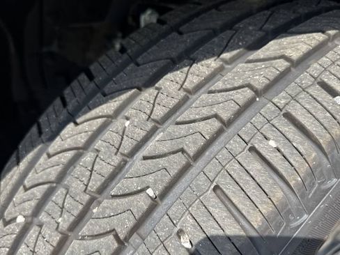 Used 2023 Nissan Rogue SV image 30