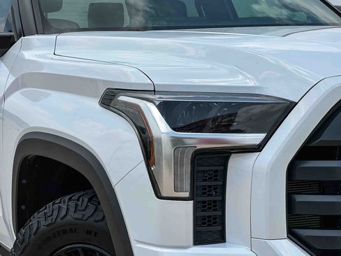 Certified 2025 Toyota Tundra SR5 AWD/4WD image 10