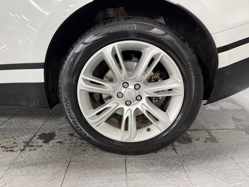 Used 2022 Land Rover Range Rover Velar R-Dynamic S image 7