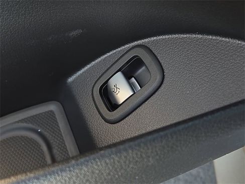 New 2026 Mercedes-Benz GLC 300 4MATIC image 21