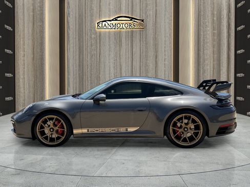 Used 2020 Porsche 911 Carrera 4 AWD/4WD image 7