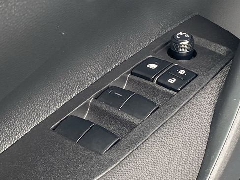 Certified 2025 Toyota Corolla LE image 29