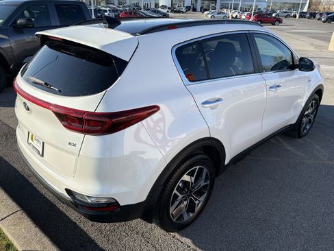 Used 2021 Kia Sportage EX w/ EX Technology Package AWD/4WD image 5