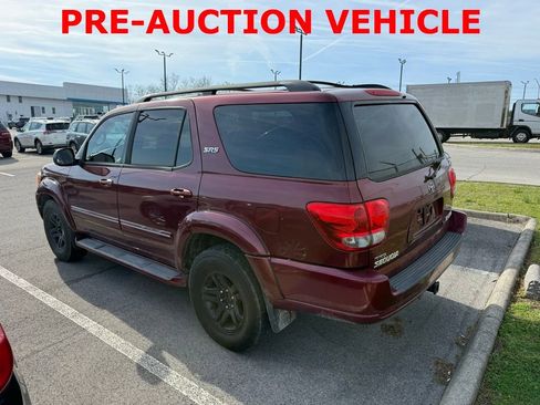 Used 2007 Toyota Sequoia SR5 image 4
