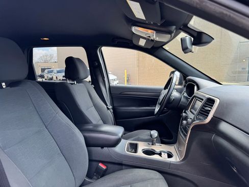 Used 2014 Jeep Grand Cherokee Laredo w/ Quick Order Package 23E AWD/4WD image 20