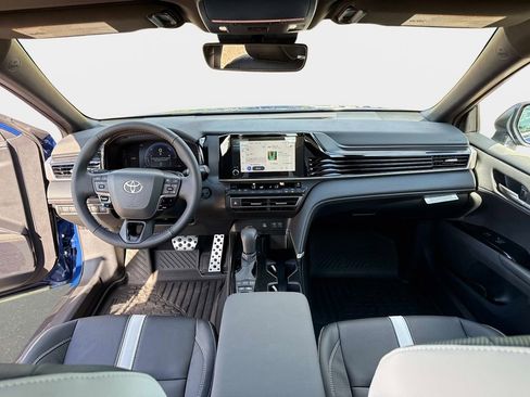 New 2026 Toyota Camry SE image 16