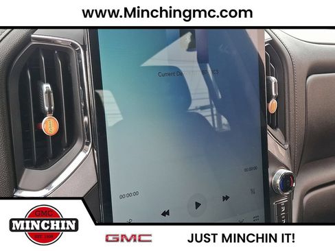 Used 2020 GMC Sierra 2500 Denali w/ Denali Ultimate Package AWD/4WD image 18