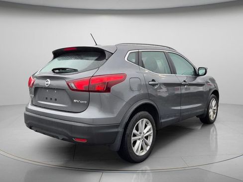 Used 2018 Nissan Rogue Sport SV w/ SV All-Weather Package AWD/4WD image 5