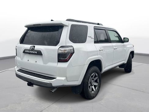 Used 2024 Toyota 4Runner TRD Off-Road Premium w/ Off Road Premium Plus Package AWD/4WD image 6