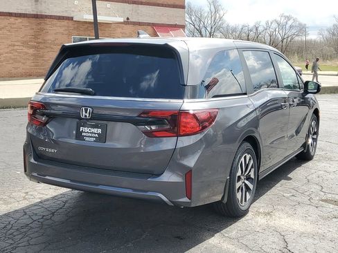 New 2026 Honda Odyssey EX-L image 3