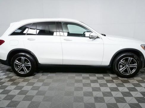 Used 2017 Mercedes-Benz GLC 300 image 2