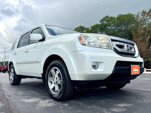 Used 2011 Honda Pilot Touring image 3
