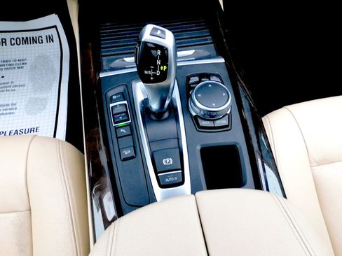 Used 2016 BMW X5 xDrive35i image 12