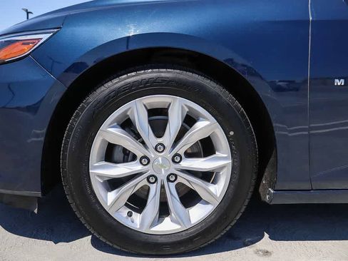 Used 2020 Chevrolet Malibu LT FWD image 11